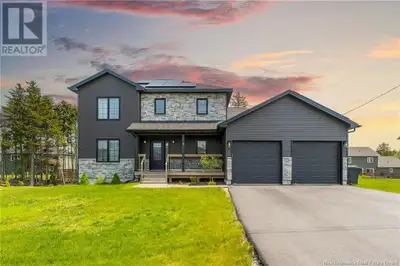 Welcome to this stunning 2-storey home, beautifully built just four years ago in one of Quispamsis m...