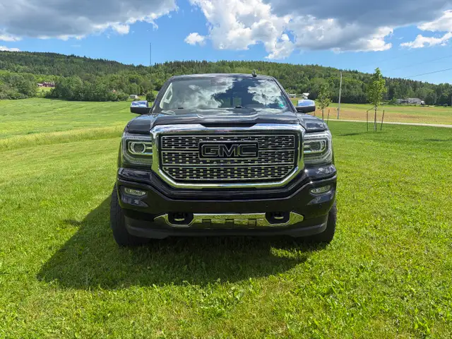 2017 GMC Denali Serria504016659525806082