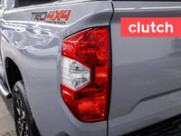 NO ACCIDENTS / CLEAN CARFAX / Front Heated Seats, Climate Control, Dual Zone Front Climate Control a... (image 9)