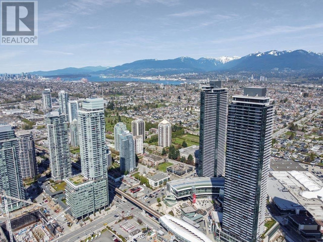 905 1955 ALPHA WAY Burnaby, British Columbia in Condos for Sale in Burnaby/New Westminster - Image 2