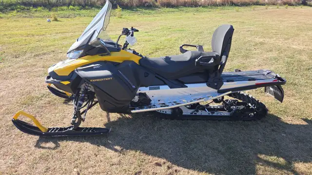 2025 SKIDOO EXPEDITION 600EFI SPORT 154 -$137 BI-WEEKLY! in Snowmobiles in Delta/Surrey/Langley - Image 3