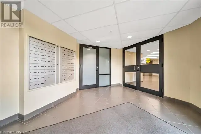 50 BRYAN Court Unit# 101 Kitchener, Ontario62865714013569123