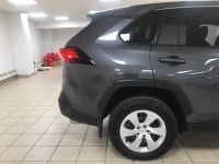 Enjoy confident, low-stress driving every day in this 2025 Toyota RAV4 LE AWD, a well-equipped compa... (image 5)