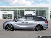 4-Wheel Disc Brakes,Front Wheel Drive,Power Steering,Brake Assist,ABS,Tires - Front Performance,Brak... (image 1)