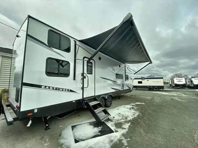 2025 EAST TO WEST Alta 3100KXT in Travel Trailers & Campers in Bedford - Image 13