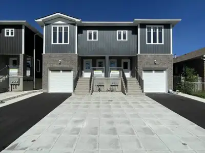 Newer 3 bd w. garage & driveway parking- 2-305 Sutherland Dr