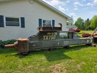 TERMINATOR TX750 – 75,000 ft-lb Gravity Drop Rock - Boulder - Excavation - Concrete Wall - Slabs - B...