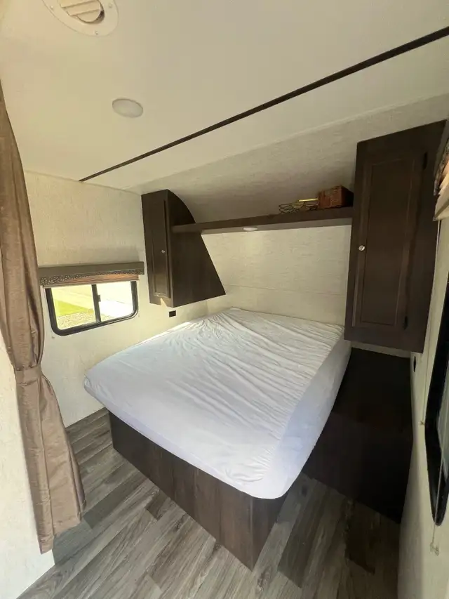 2018 STARCRAFT AUTUMN RIDGE CAMPING TRAILER 21FT 21FB (FINANCING in Travel Trailers & Campers in Cambridge - Image 12