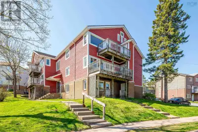 Don't miss this bright and inviting end-unit condo that blends comfort, convenience, and great value...