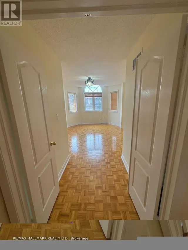 203 LANDSBRIDGE STREET Caledon (Bolton East), Ontario in Houses for Sale in Oakville / Halton Region - Image 25