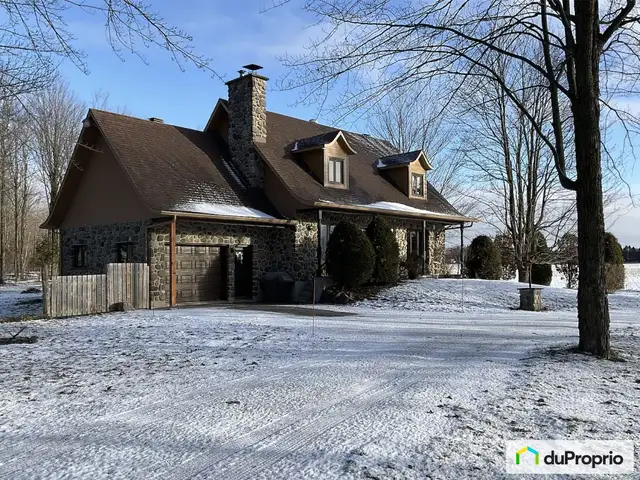 $799,000 - Acreage / Hobby Farm / Ranch in St-Théodore d'Acton in Houses for Sale in Drummondville - Image 3