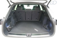 This Audi Q5 boasts a Intercooled Turbo Gas/Electric I-4 2.0 L/121 engine powering this Automatic tr... (image 9)