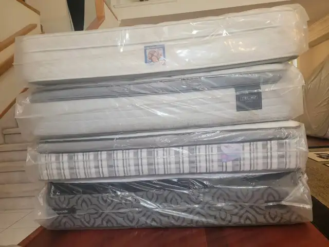 LIGHTLY QUEEN DOUBLE AND SINGLE SIZE USED MATTRESSES in Beds & Mattresses in Delta/Surrey/Langley - Image 4