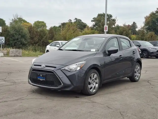 2020 Toyota Yaris Hatchback LE | Auto | Heated Seats in Cars & Trucks in Guelph - Image 3
