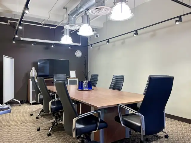 Office space for rent for 1 person in Queen Richmond Centre in Commercial & Office Space for Rent in City of Toronto - Image 5