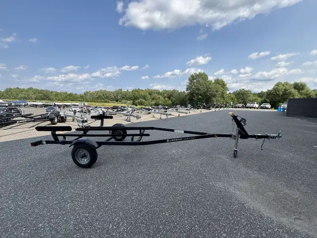 2023 ShoreLand'r DUV15TM 16' Boat Trailer in Powerboats & Motorboats in Sudbury - Image 3