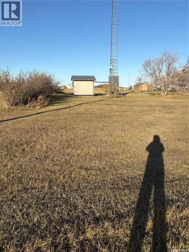 67 Brownlee STREET Tuxford, Saskatchewan in Land for Sale in Moose Jaw - Image 5