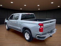 Price includes $1,000 finance credit. Price does not include fees or taxes. The 2025 Chevrolet Silve... (image 7)