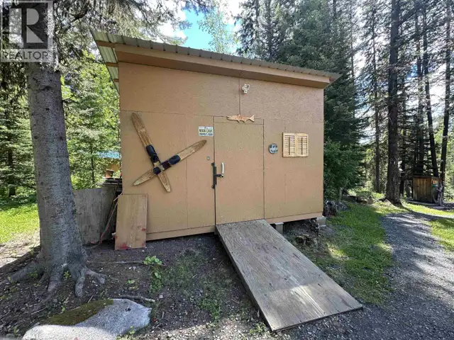 7613 MICA PLACE Lone Butte, British Columbia in Houses for Sale in 100 Mile House - Image 30