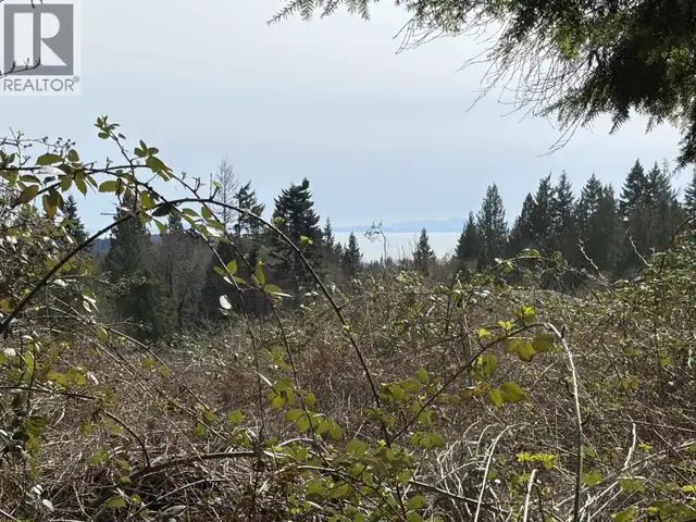 LOT D WOODLAND AVENUE Gibsons, British Columbia in Land for Sale in Sunshine Coast - Image 12