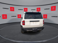 Sunroof, Power Liftgate, Cooled Seats, 360 Camera, Hybrid! Whether you're conquering rugged trails o... (image 6)
