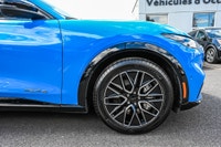 Nouveauté 1 propriétaire voiture très propre et très bien équipée Beaucoup de fonctionnalités listée... (image 3)