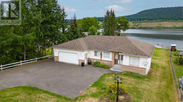 6173 HUNT ROAD Horse Lake, British Columbia in Houses for Sale in 100 Mile House