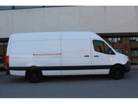 2021 MERCEDES SPRINTER 2500 -- 170 FULL SIZE -- HIGH ROOF -- ECONOMICAL DIESEL ENGINE !!! 3 SEATER!!... (image 7)