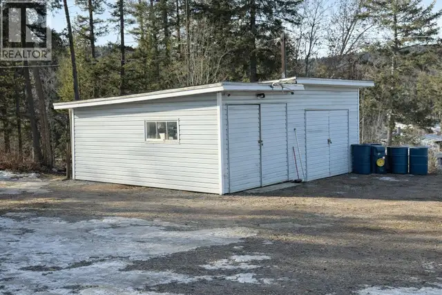 915 DOG CREEK ROAD Williams Lake, British Columbia in Houses for Sale in Williams Lake - Image 19