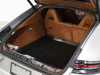 This 2019 Porsche Panamera GTS blends thrilling performance with high-end refinement, powered by a r... (image 9)