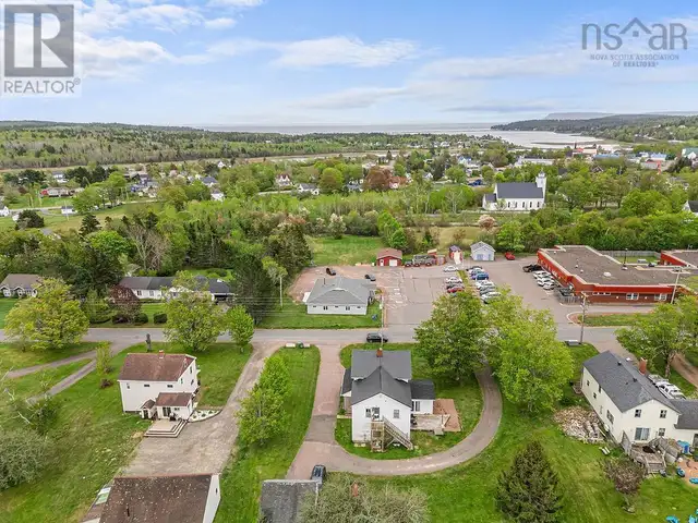 77 Jenks Avenue Parrsboro, Nova Scotia in Houses for Sale in Truro - Image 34