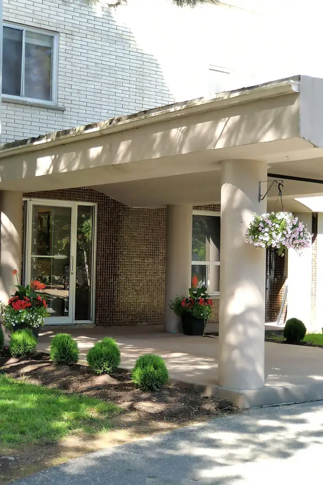 ALL INCLUSIVE - 2BR Pinegrove Apts in Waterloo in Long Term Rentals in Kitchener / Waterloo - Image 4