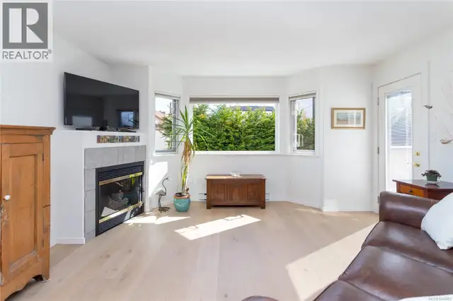 204 9725 Fourth St Sidney, British Columbia in Condos for Sale in Victoria - Image 5