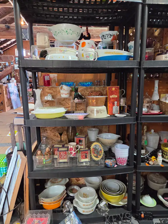 OpeN Friday Saturday Sunday and NOW MONDAY multivendor MARKET in Arts & Collectibles in Mississauga / Peel Region - Image 2