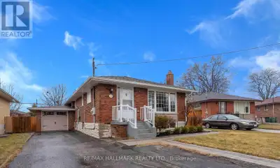 Offers anytime- Welcome to your dream home at 24 Hughey Crescent! Renovated Bungalow in Prime Scarbo...