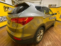 Contact Auto Avenue Airdrie today for information on dozens of vehicles like this 2013 Hyundai Santa... (image 4)