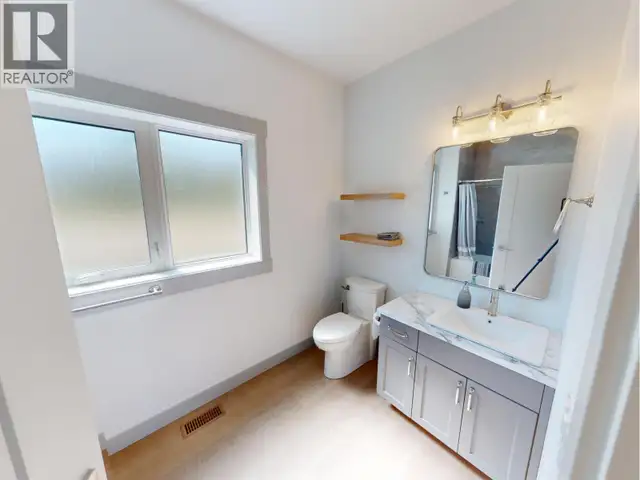 2530 FORD ROAD Smithers, British Columbia in Houses for Sale in Smithers - Image 13