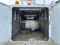 This item(s) are selling by Online Timed Auction Equipment Consignment Auction Bidding Opens: 9 AM -... (image 8)