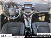 2015 Chevrolet Cruze 1LT 1LT Ready for anything, from the streets of Calgary to the highways of Albe... (image 8)