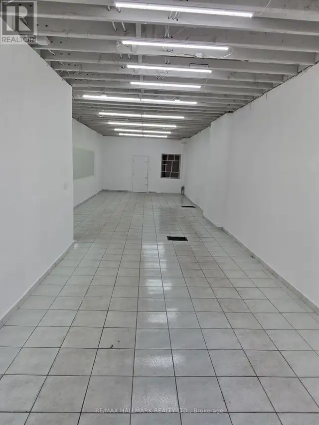 MAIN - 1752 ST CLAIR AVENUE W Toronto (Weston-Pellam Park), Onta in Commercial & Office Space for Rent in City of Toronto - Image 4
