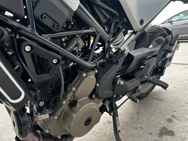 2021 Husqvarna Vitpilen 401 in Street, Cruisers & Choppers in Winnipeg - Image 13