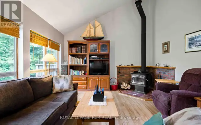 308392 HOCKLEY ROAD Mono, Ontario in Houses for Sale in Oakville / Halton Region - Image 22