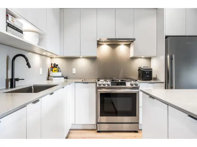 519 2493 MONTROSE AVENUE Abbotsford, British Columbia in Condos for Sale in Abbotsford - Image 11