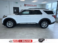 This 2025 Ford Explorer Active is a versatile and modern midsize SUV designed for comfort, capabilit... (image 1)