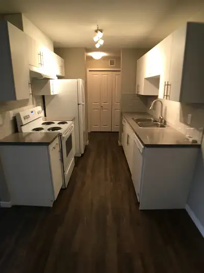 1216-201 Abasand Dr