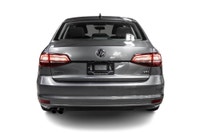 ... Engine: Moteur à 4 cylindres 1.4L L/100Km City: 8.3 L/100Km Hwy: 5.9 Safety Equipment Contrôle é... (image 4)