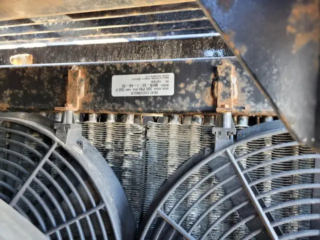 2013 WESTERN STAR 6900XD in Heavy Trucks in Saskatoon - Image 103