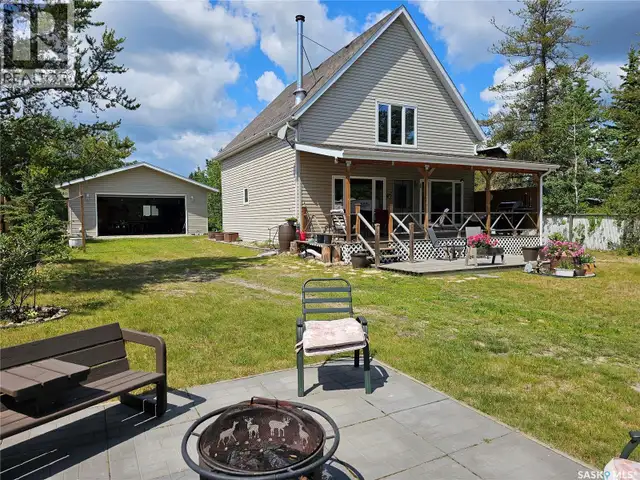 109 Aspen DRIVE Meadow Lake Rm No.588, Saskatchewan in Houses for Sale in Meadow Lake - Image 2