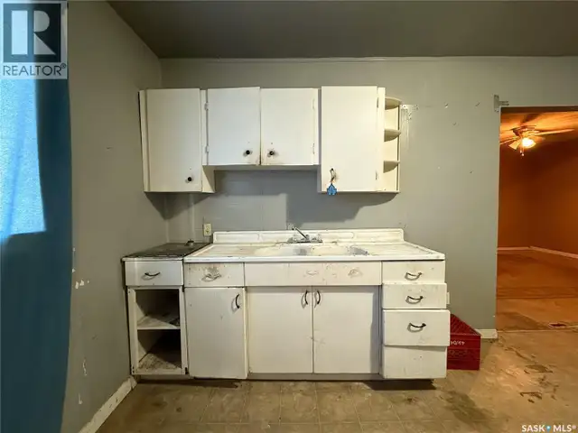 121 1st AVENUE W Shaunavon, Saskatchewan in Houses for Sale in Swift Current - Image 14