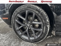 1 Owner, Clean CARFAx No Accidents, Air Conditioning, Apple CarPlay/Android Auto, Black Dodge Tail L... (image 5)